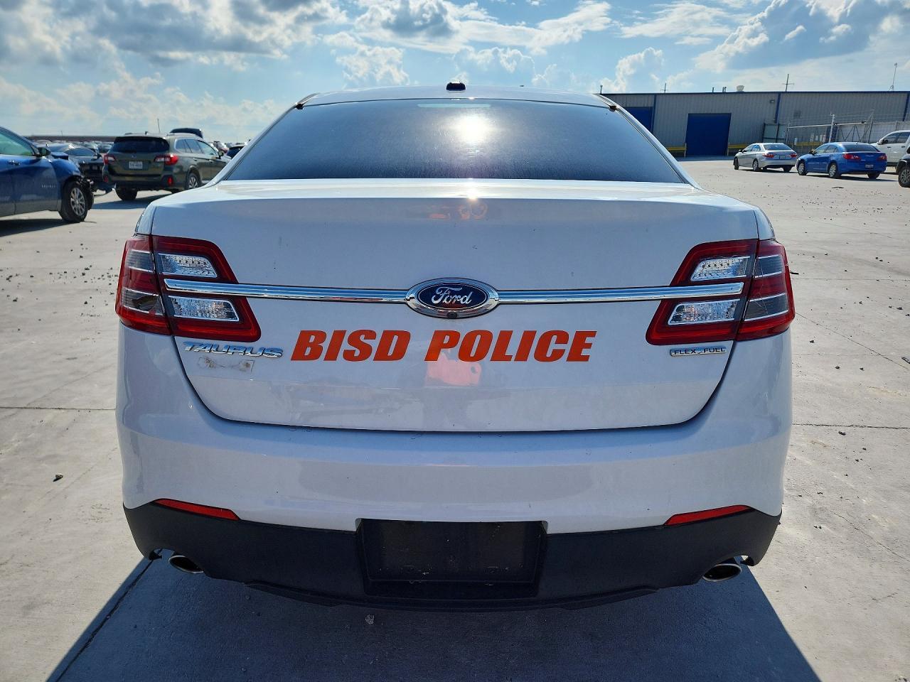 2018 Ford Taurus Se - Image 6