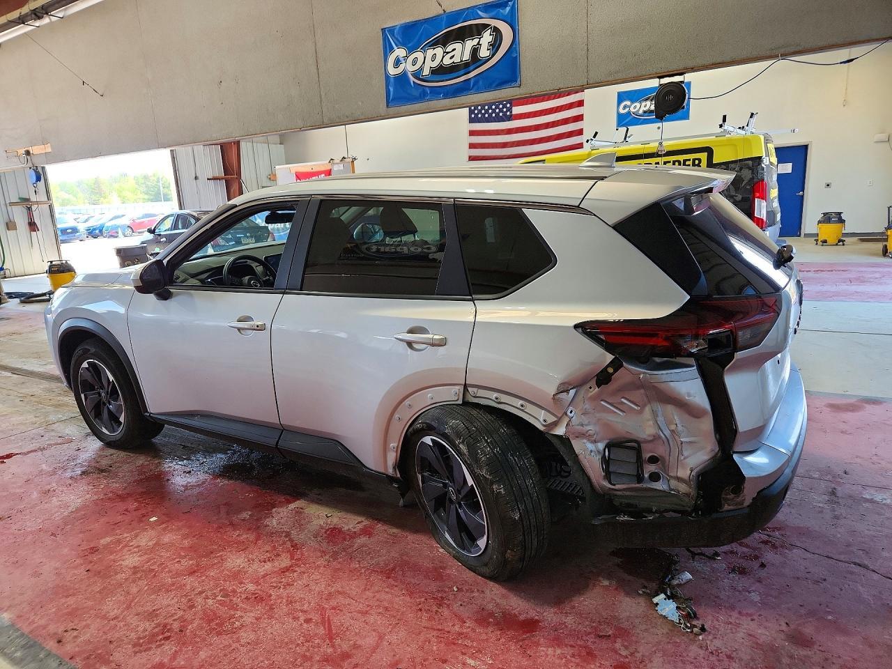 2024 Nissan Rogue Sv - Фото 2