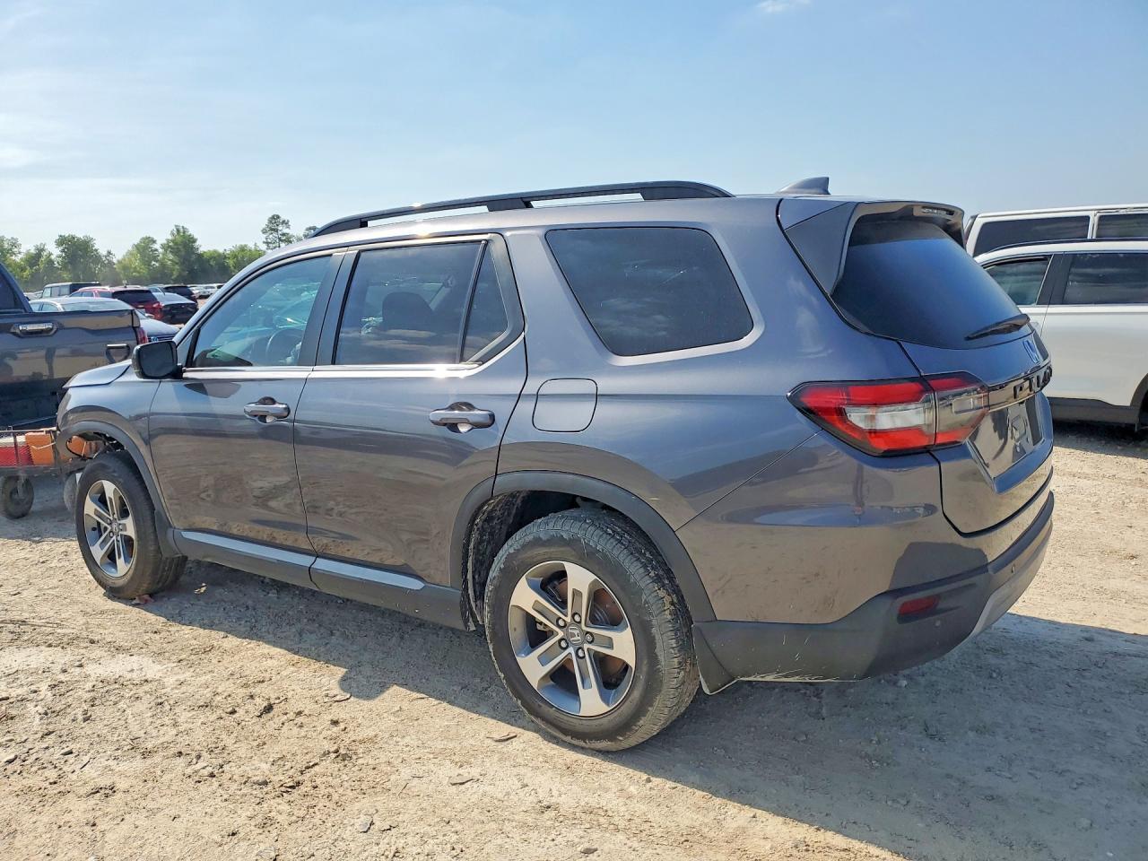 2024 Honda Pilot Exl - Image 2