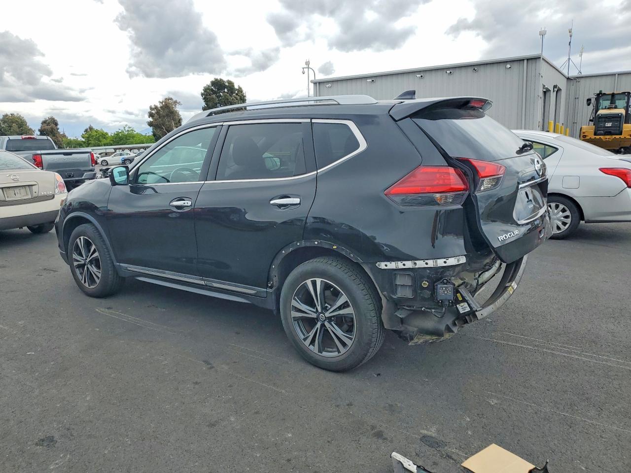 2017 Nissan Rogue Sl - Фото 2