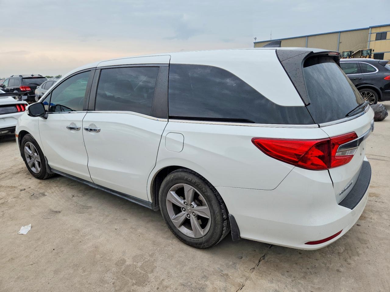 2020 Honda Odyssey Exl - Фото 2
