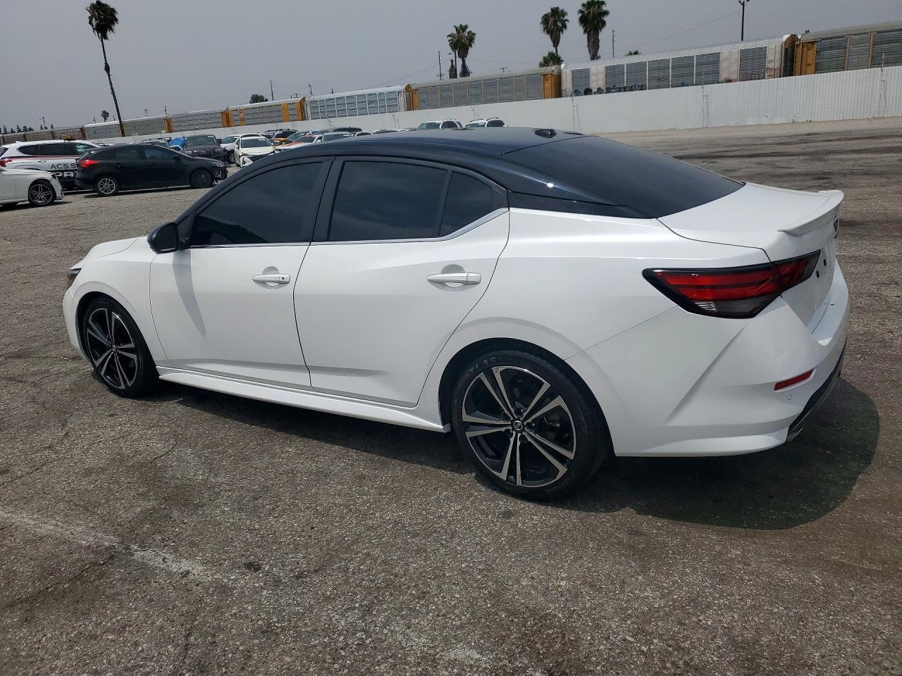 2022 Nissan Sentra Sr - Фото 2