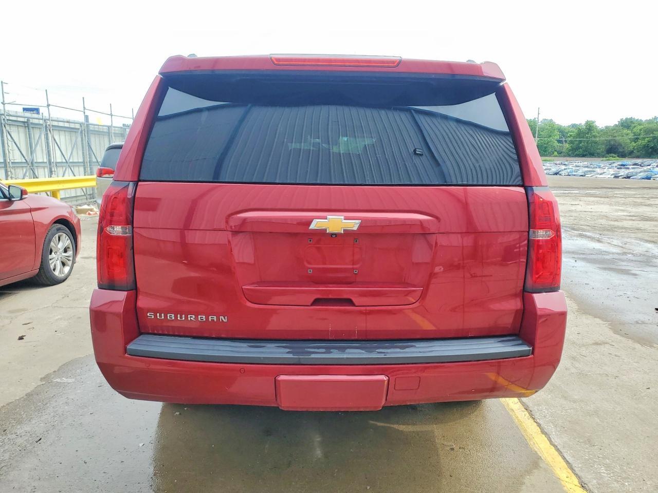 2015 Chevrolet Suburban K1500 Lt - Image 6