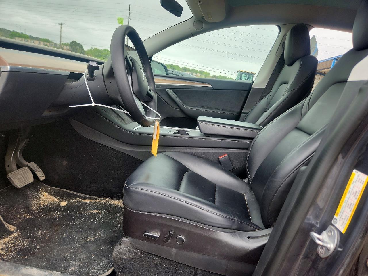 2023 Tesla Model Y - Image 7