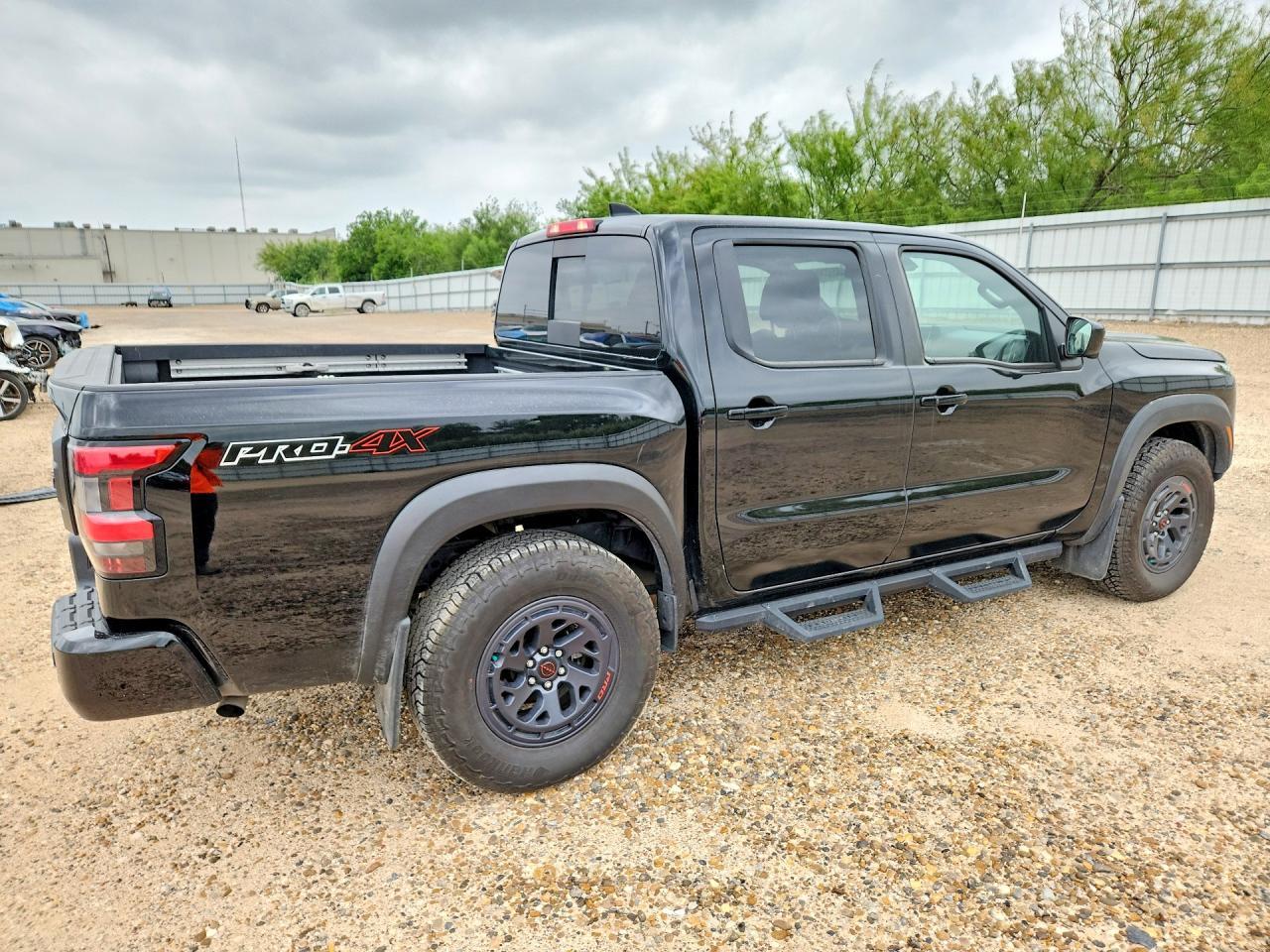 2026 Nissan Frontier Pro-4X - Фото 3