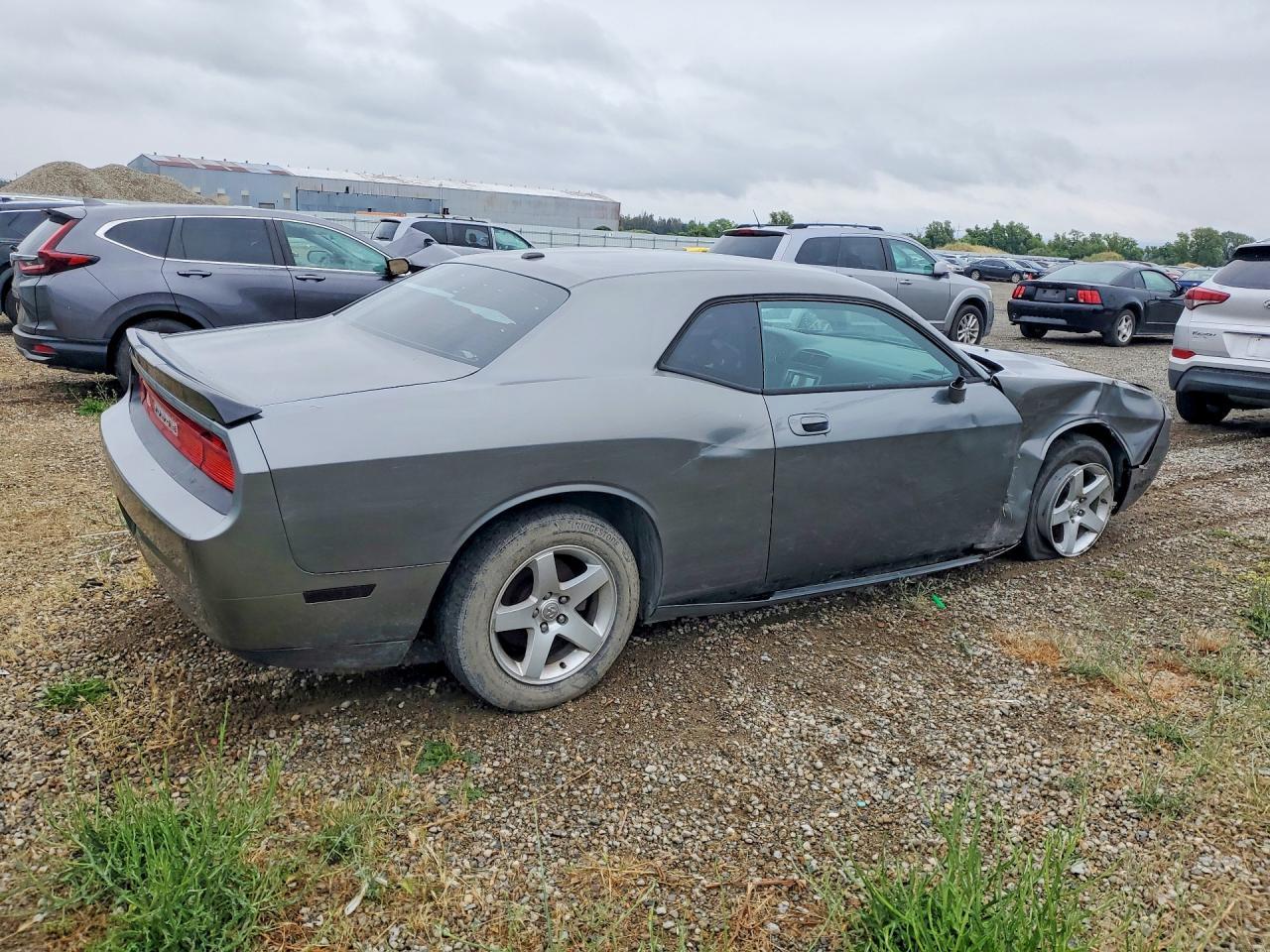 2010 Dodge Challenger Se - Image 3