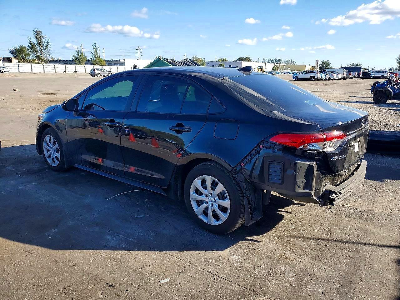 2025 Toyota Corolla Le - Image 2