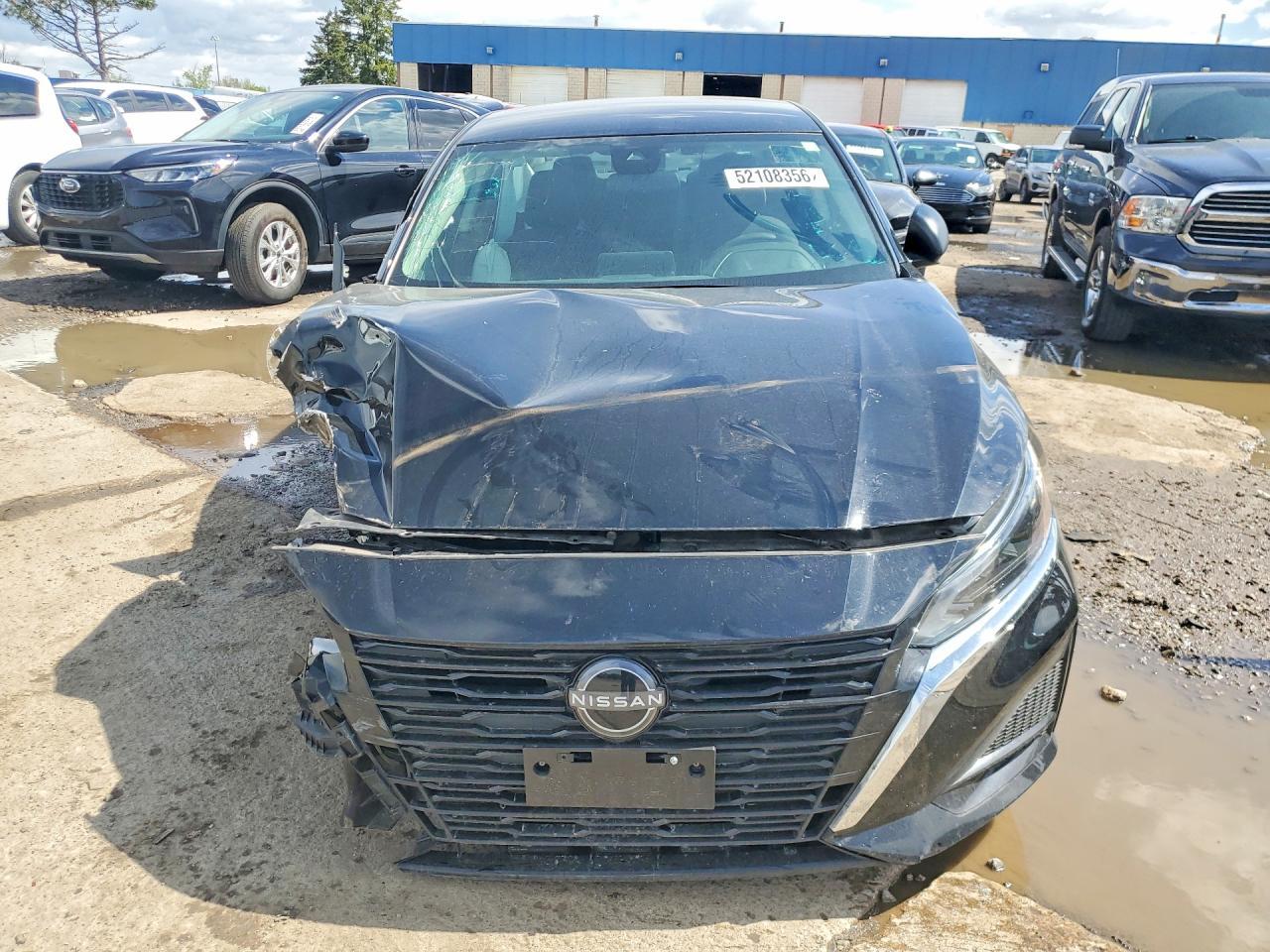 2025 Nissan Altima Sv - Image 5
