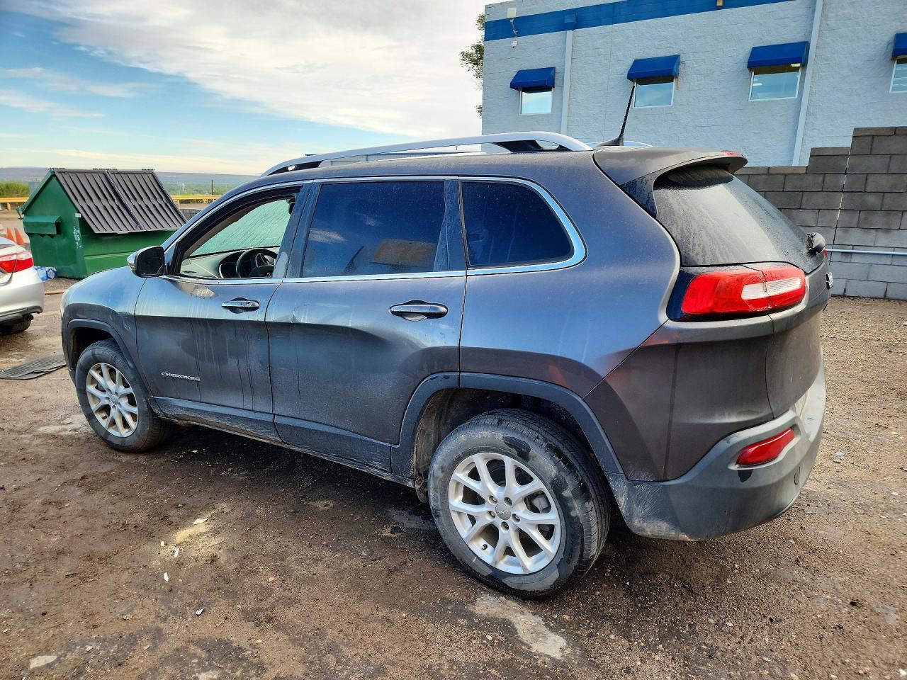 2018 Jeep Cherokee Latitude Plus - Фото 2