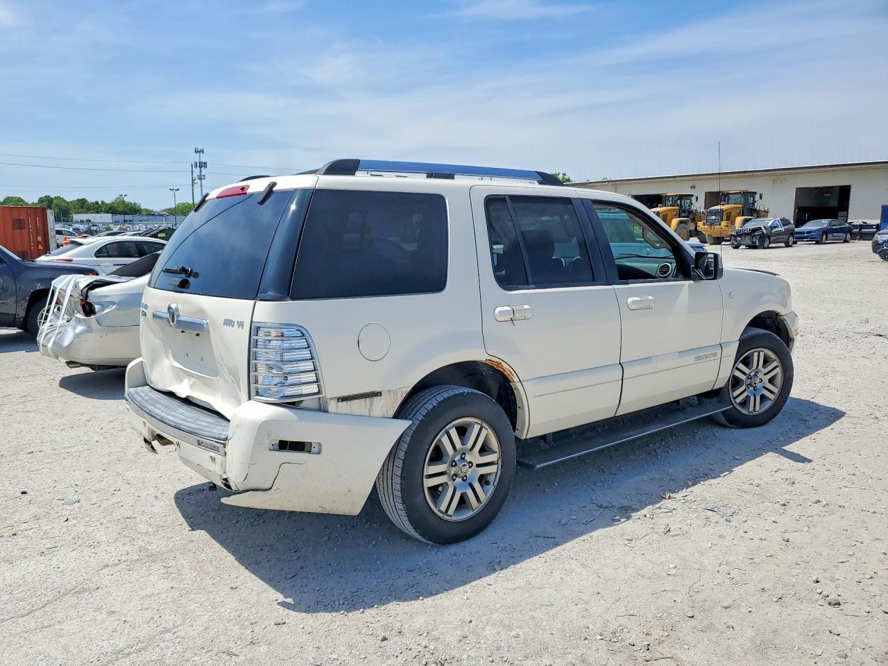 2008 Mercury Mountaineer Premier - Image 3
