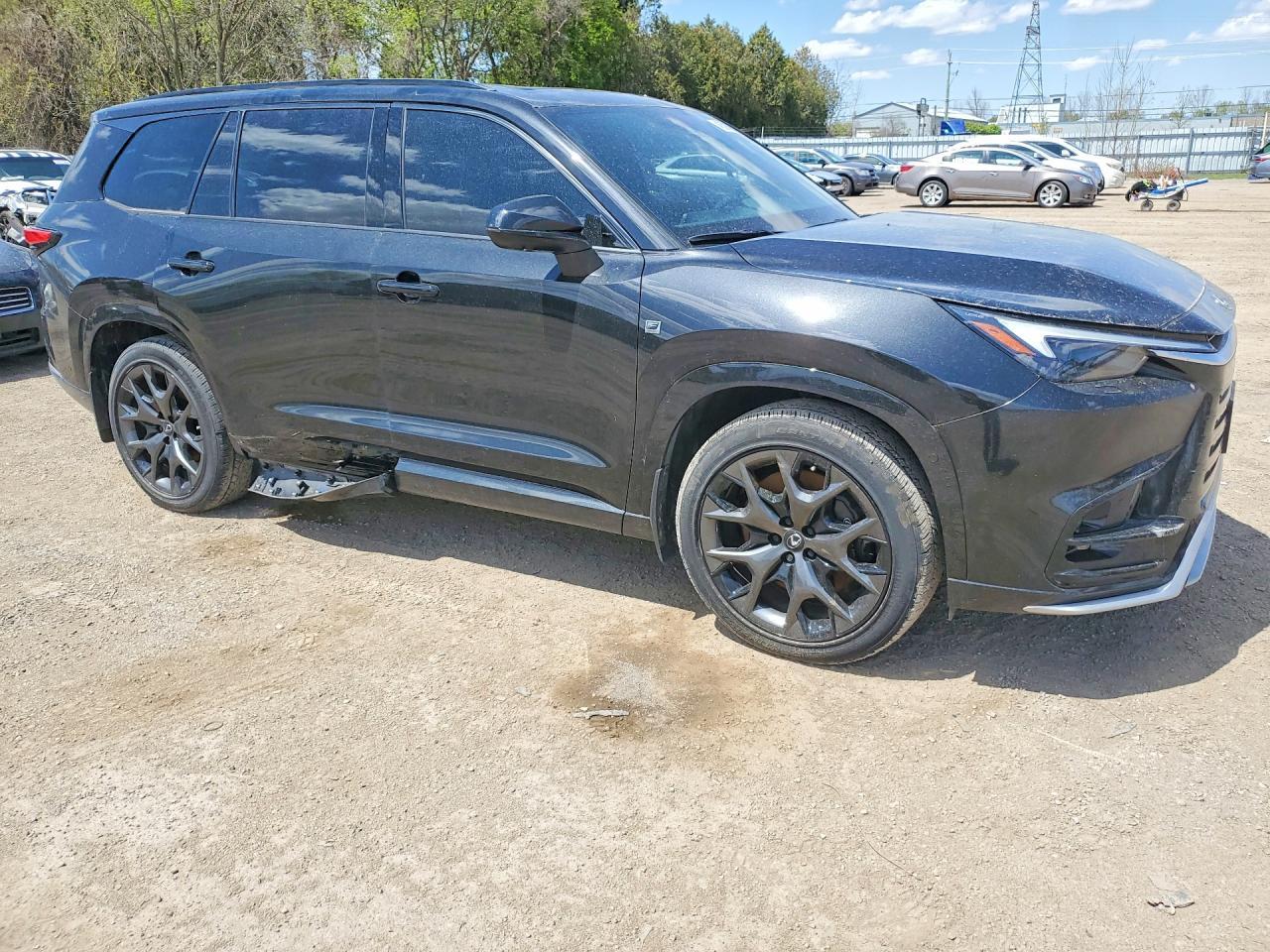 2025 Lexus Tx 500H F Sport Performance Premium - Image 4