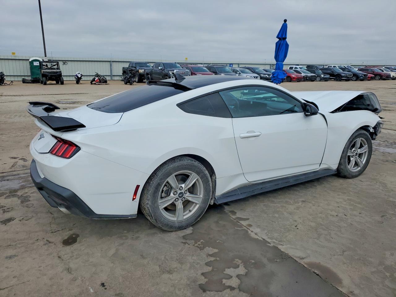2024 Ford Mustang - Image 3