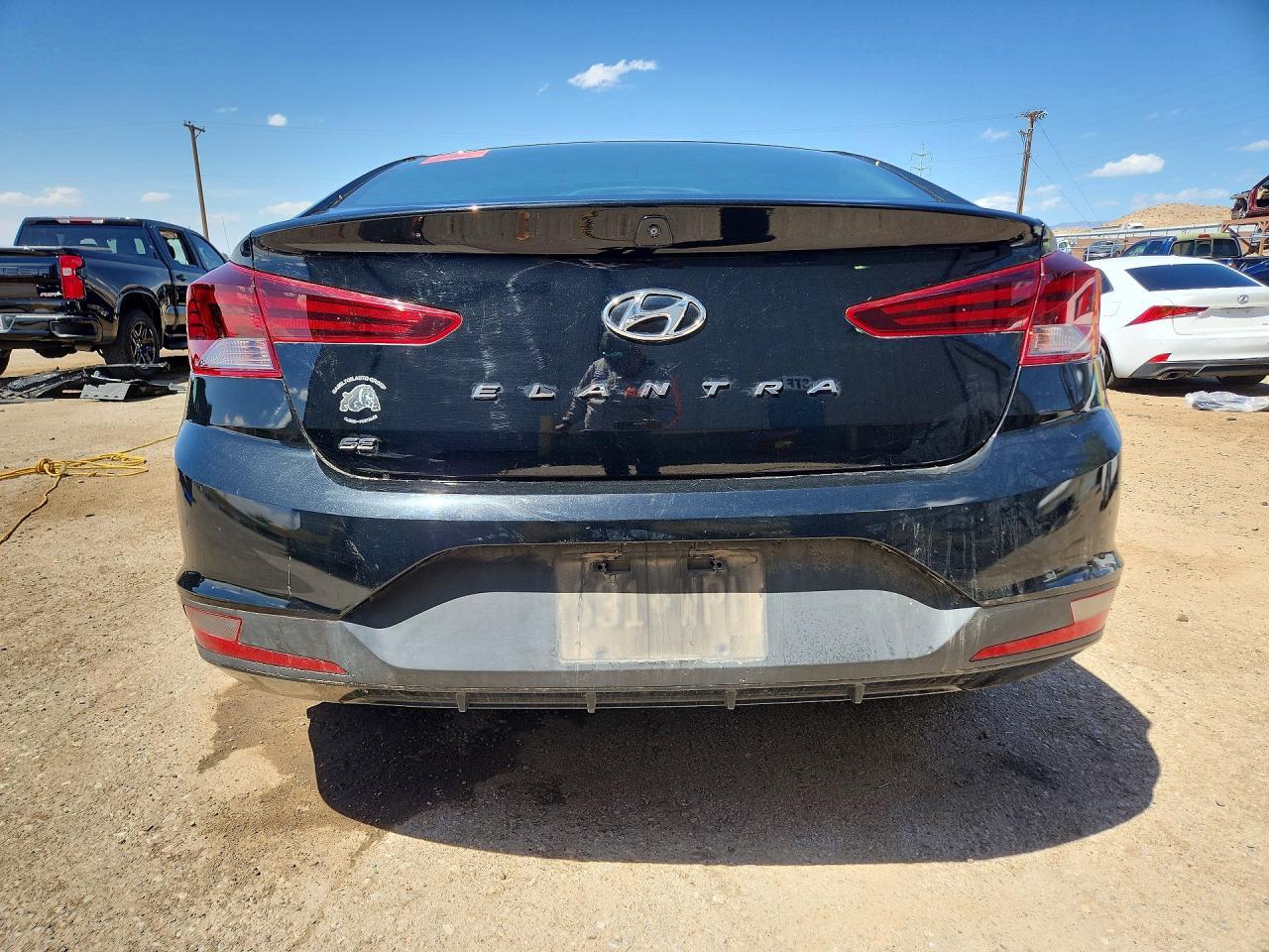 2020 Hyundai Elantra Se - Фото 6