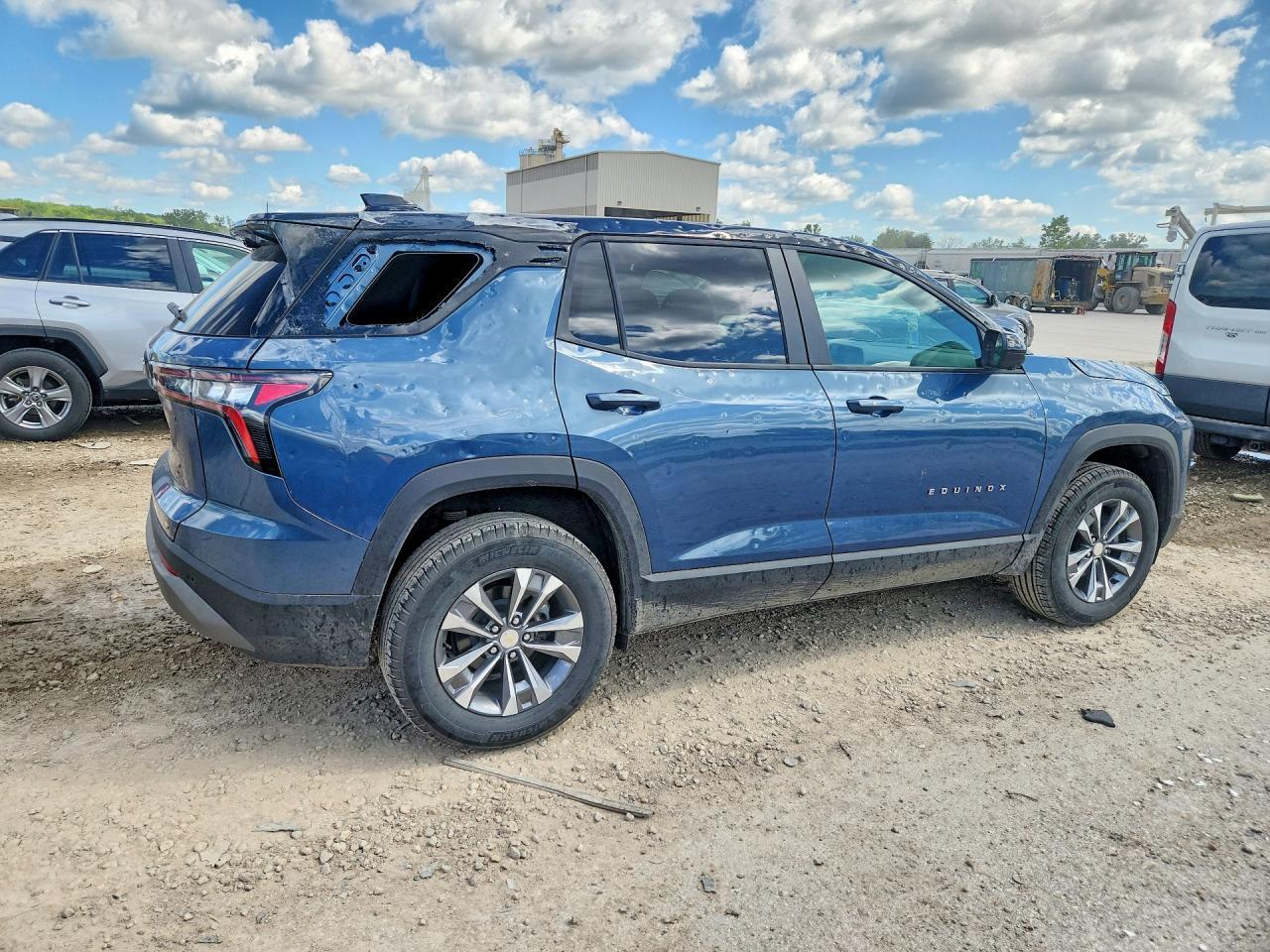 2026 Chevrolet Equinox Lt - Фото 3