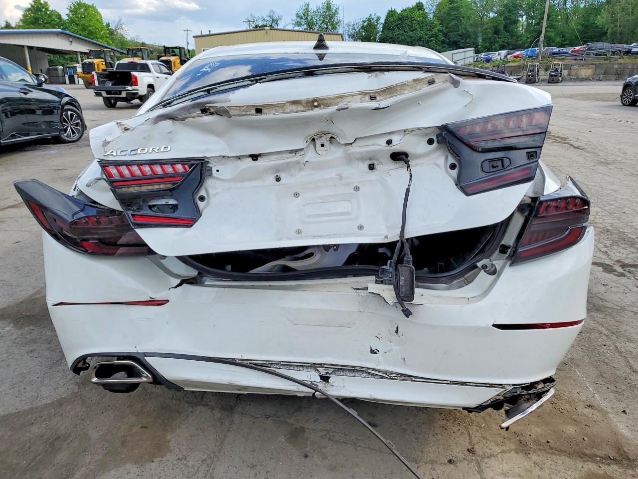 2019 Honda Accord Sport - Image 6