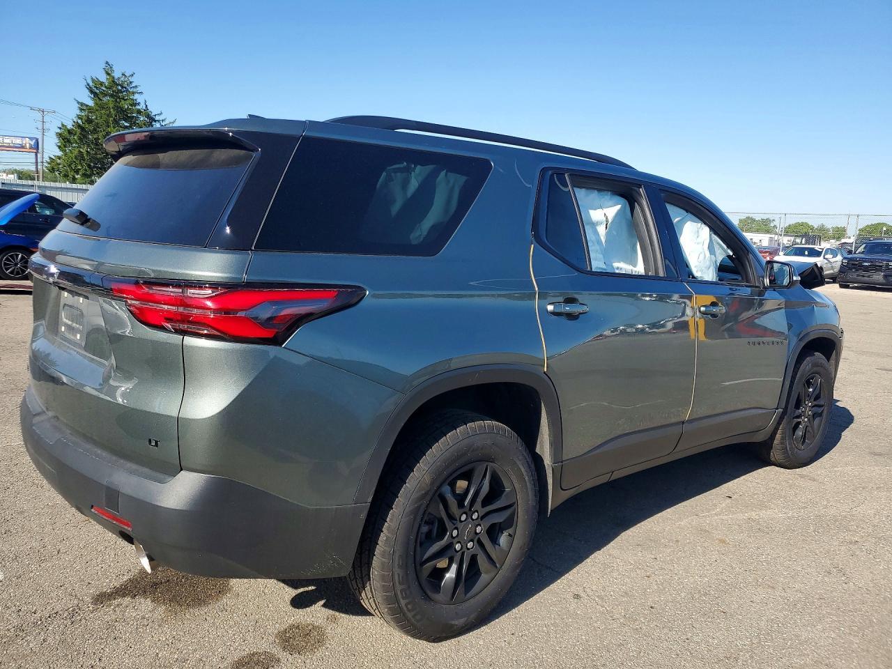 2023 Chevrolet Traverse Lt - Фото 3