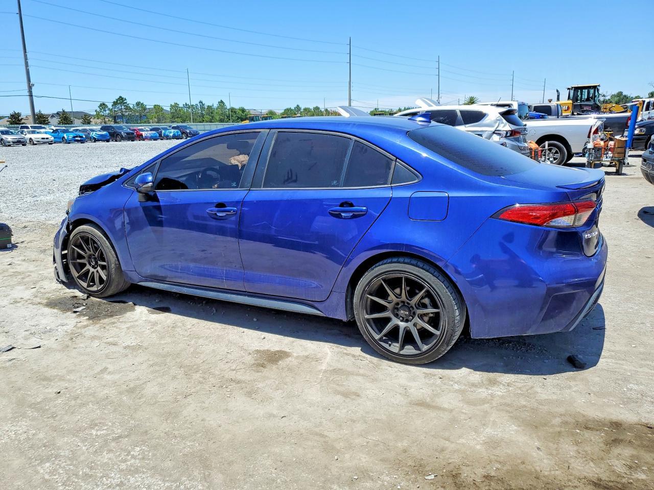 2021 Toyota Corolla Se - Фото 2