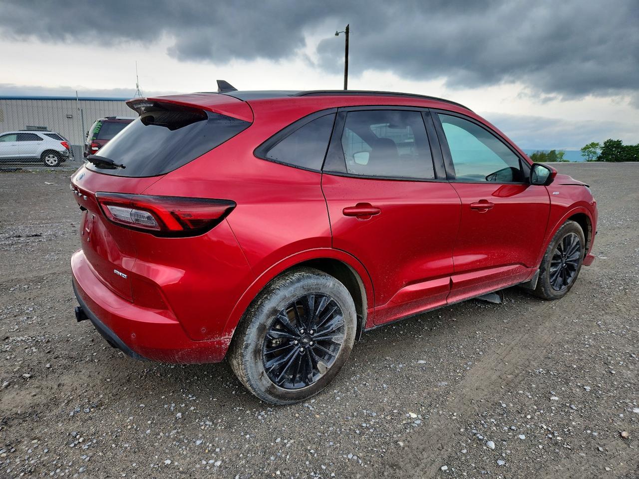 2023 Ford Escape St Line Elite - Фото 3