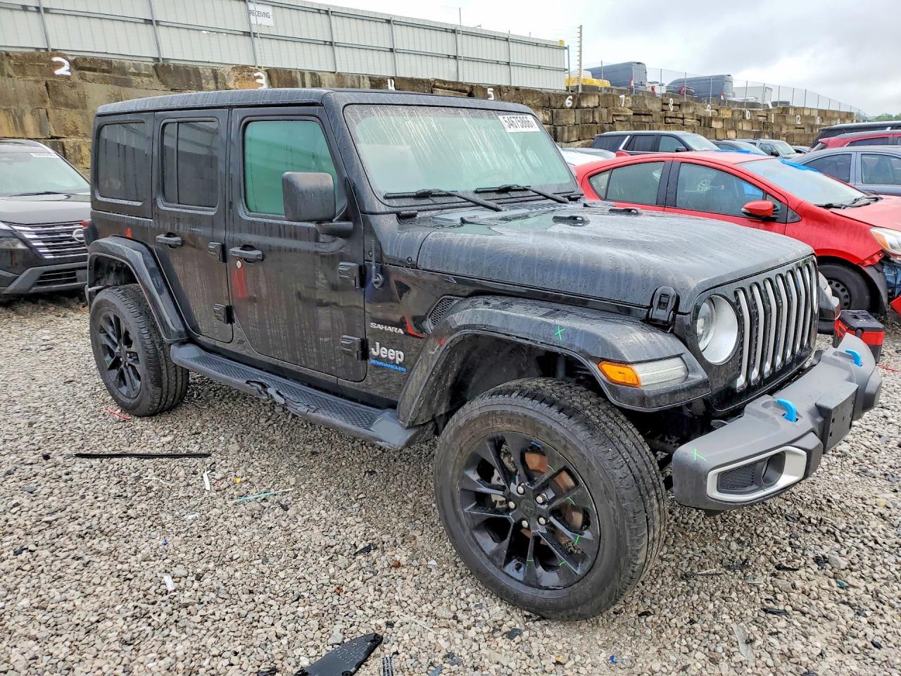 2023 Jeep Wrangler Sahara 4Xe - Image 4