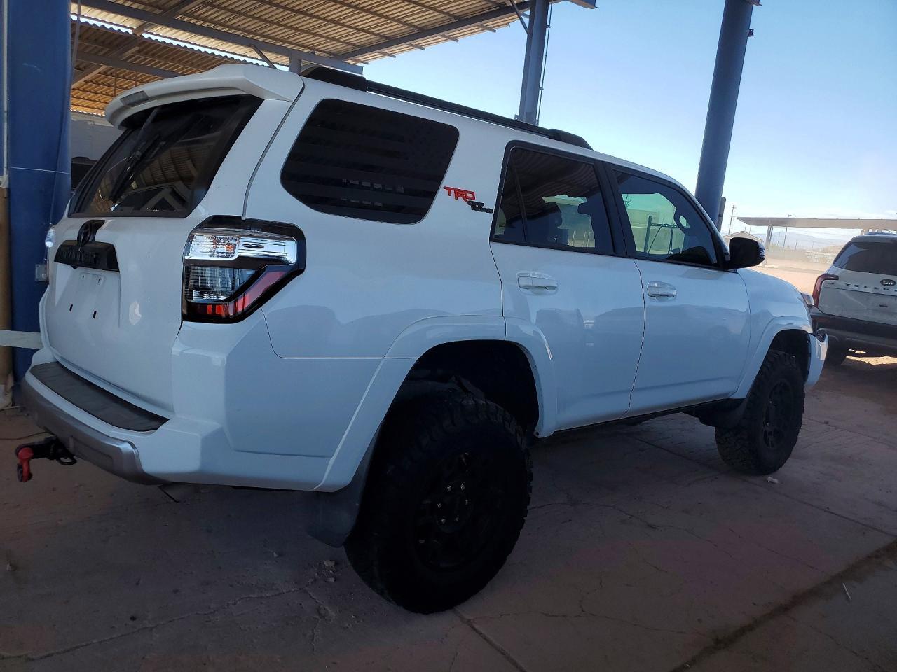 2020 Toyota 4Runner Trd Off-Road Premium - Фото 3
