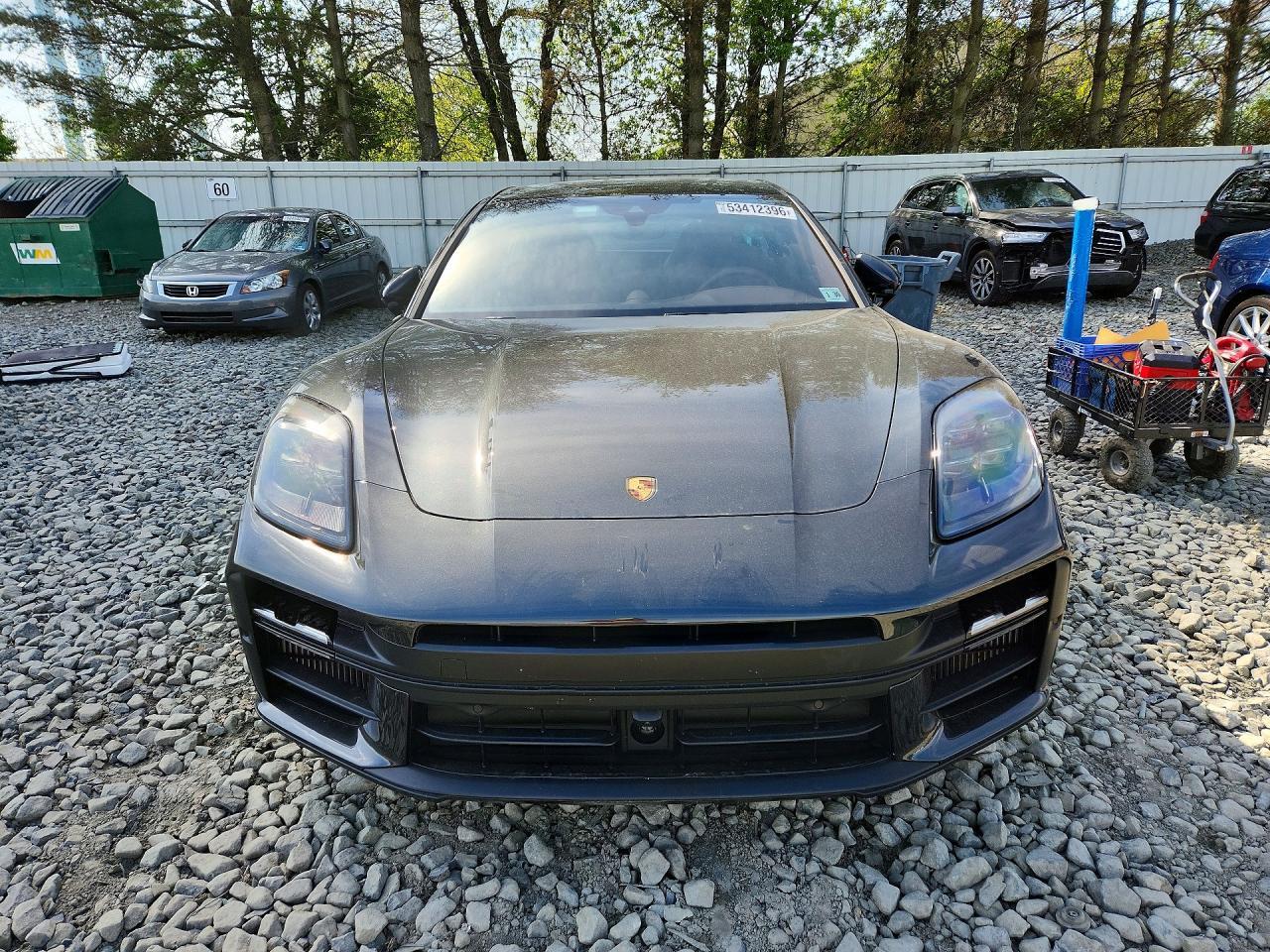 2025 Porsche Panamera 4S E-Hybrid - Image 5
