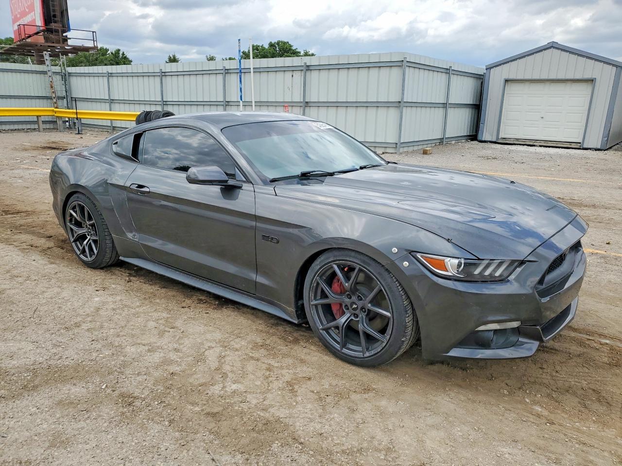 2017 Ford Mustang Gt - Image 4