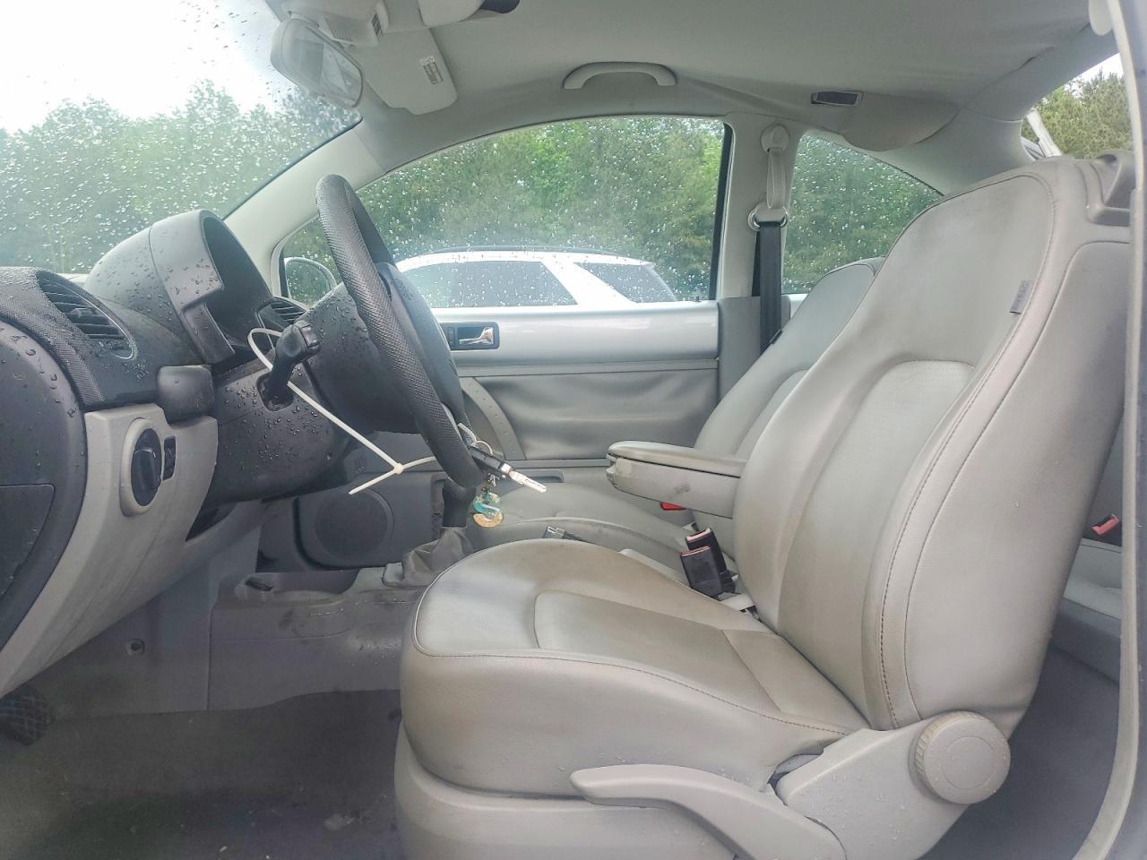 2006 Volkswagen New Beetle 2.5L - Фото 7