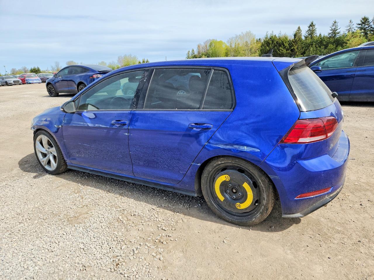 2019 Volkswagen Golf R - Image 2