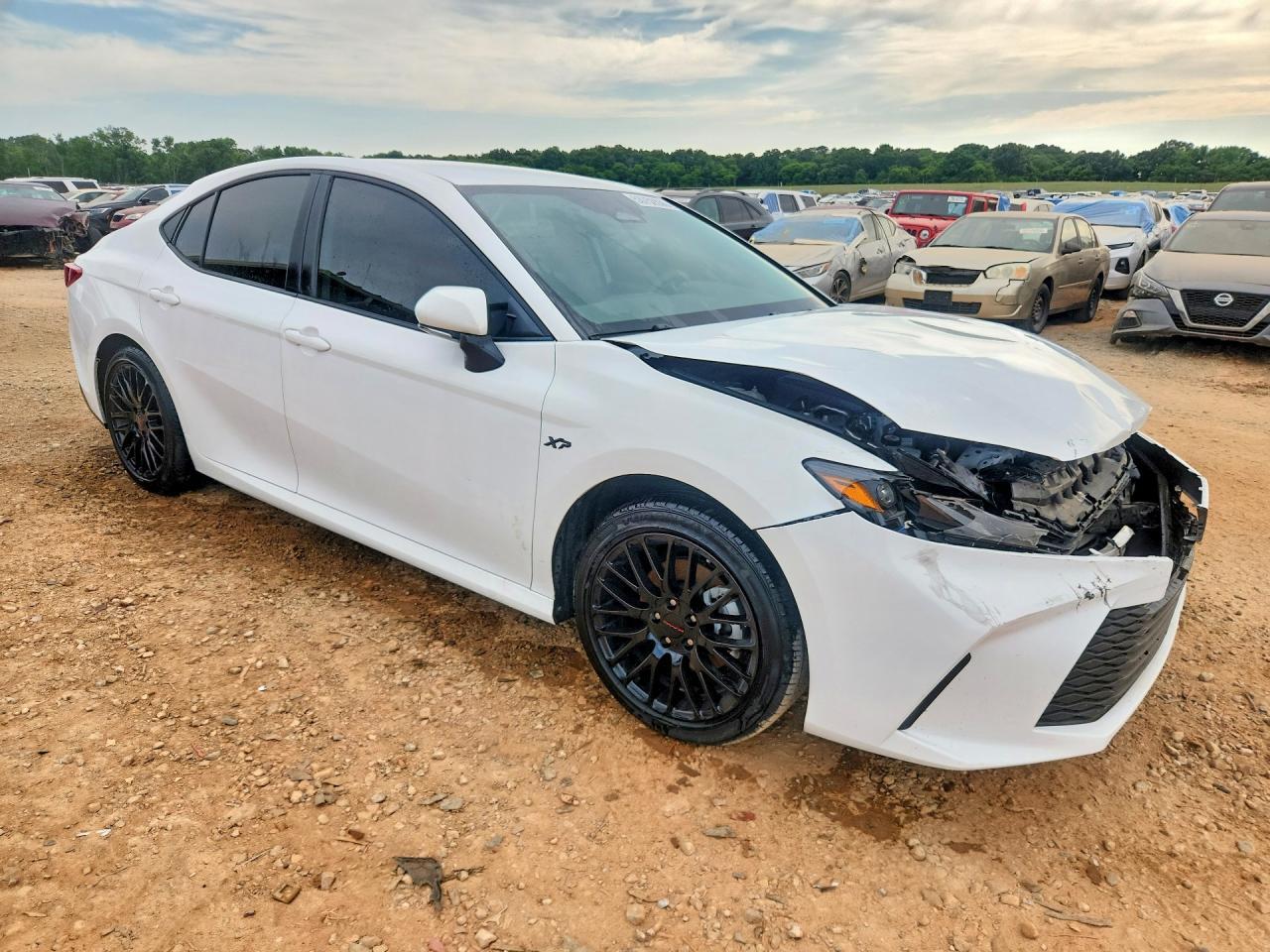 2025 Toyota Camry Le - Image 4