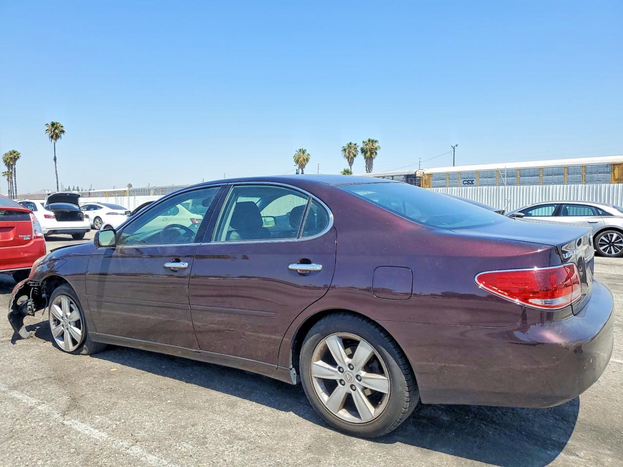2005 Lexus Es 330 - Image 2