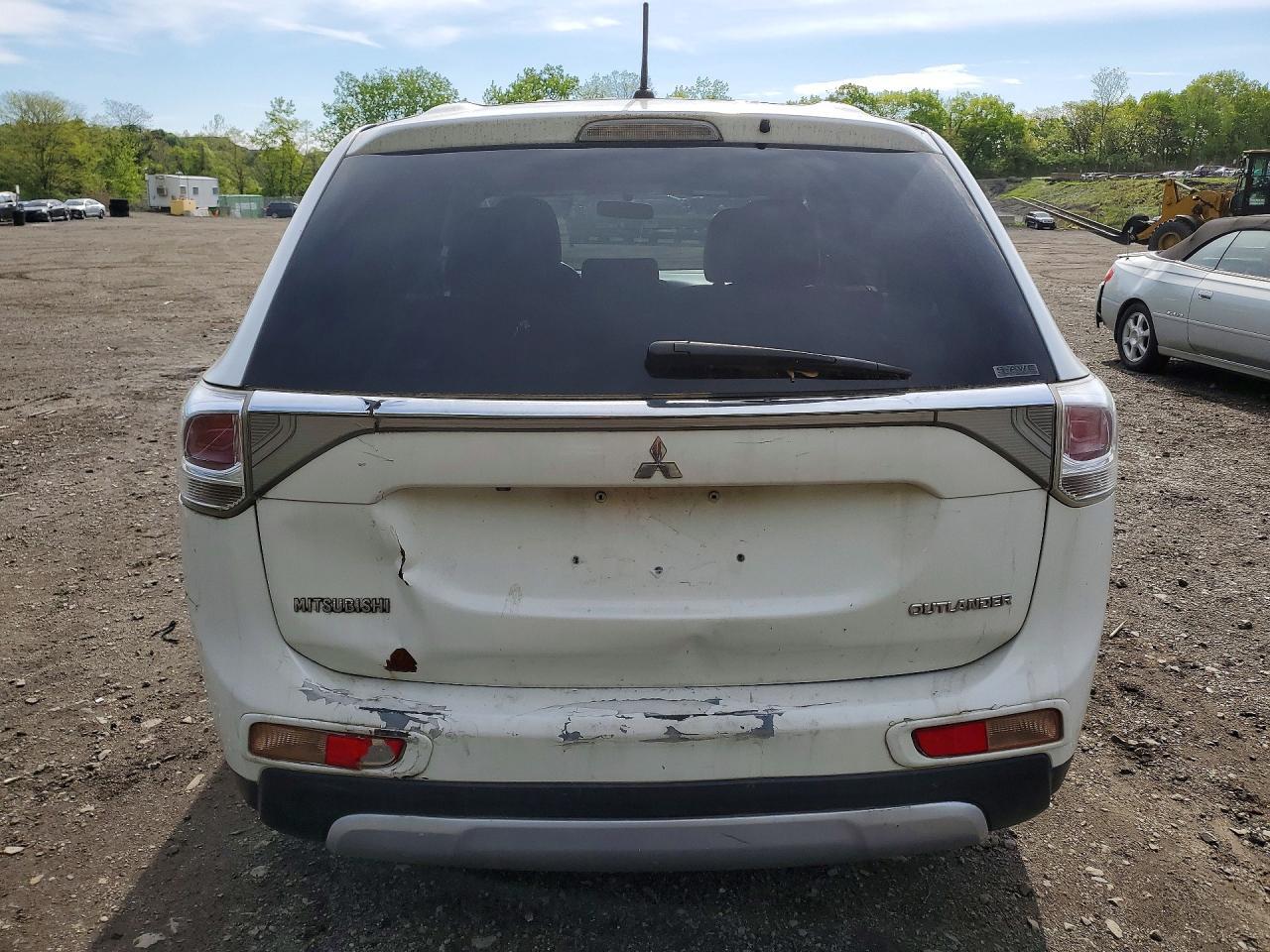 2015 Mitsubishi Outlander Se - Фото 6