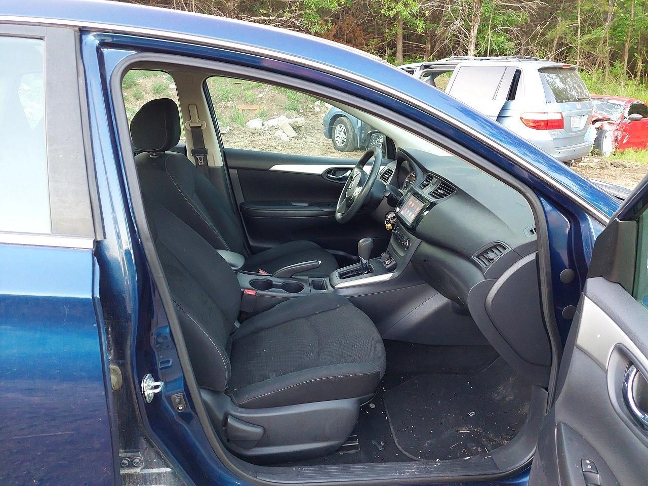 2019 Nissan Sentra S - Image 5