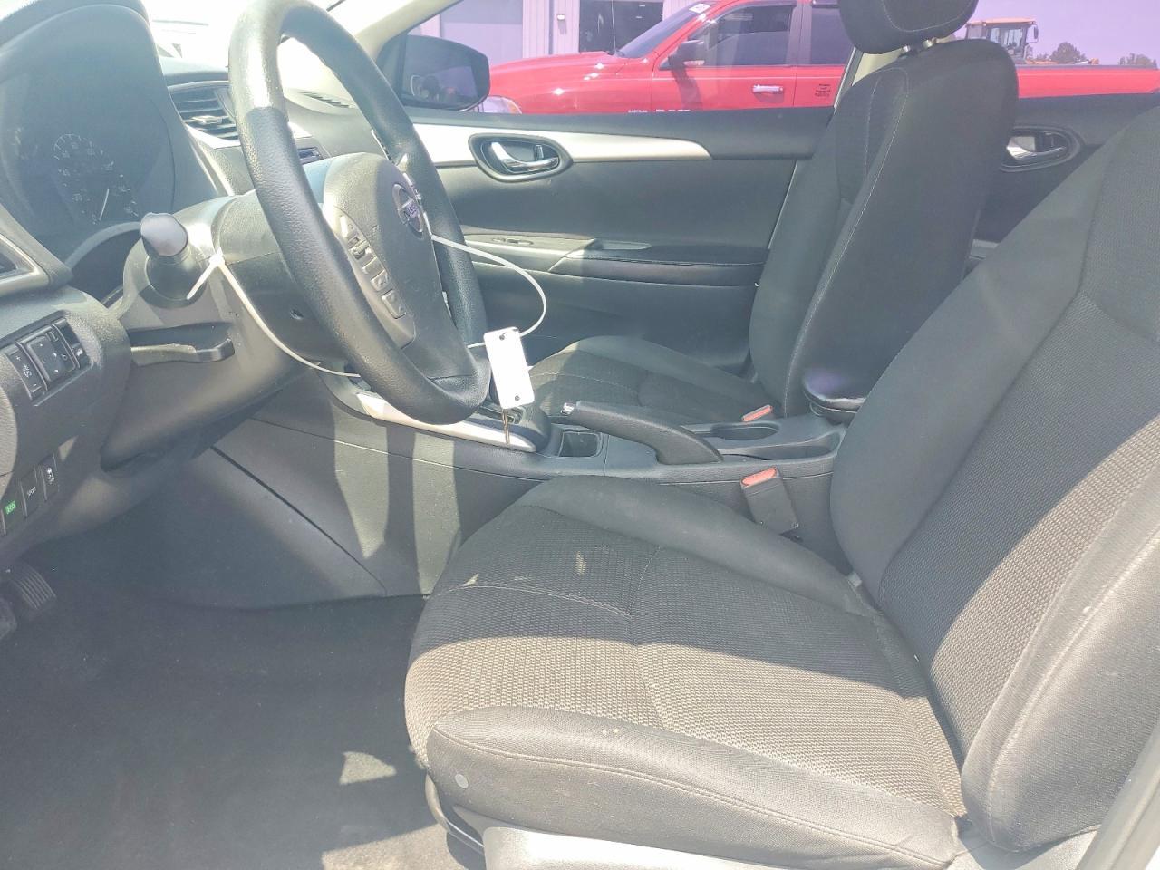2017 Nissan Sentra S - Фото 7
