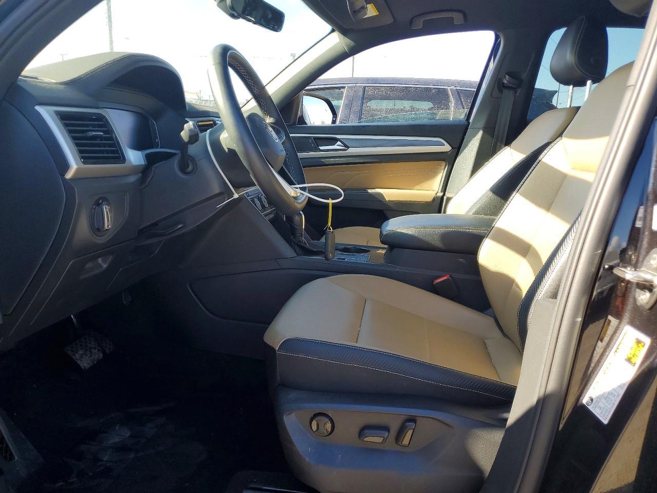 2023 Volkswagen Atlas Cross Sport Se - Image 7