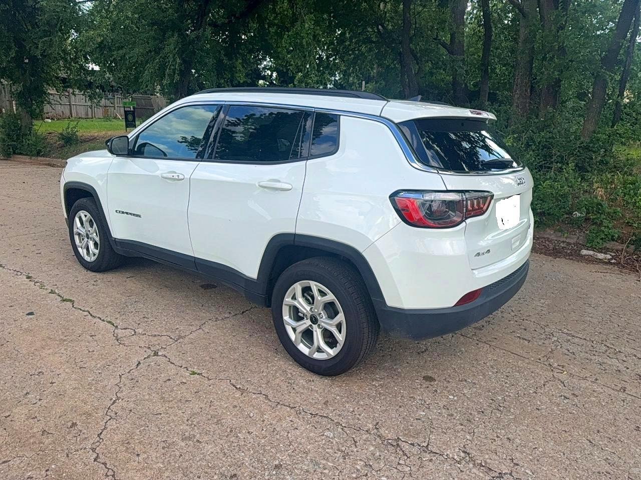 2025 Jeep Compass Latitude - Фото 3