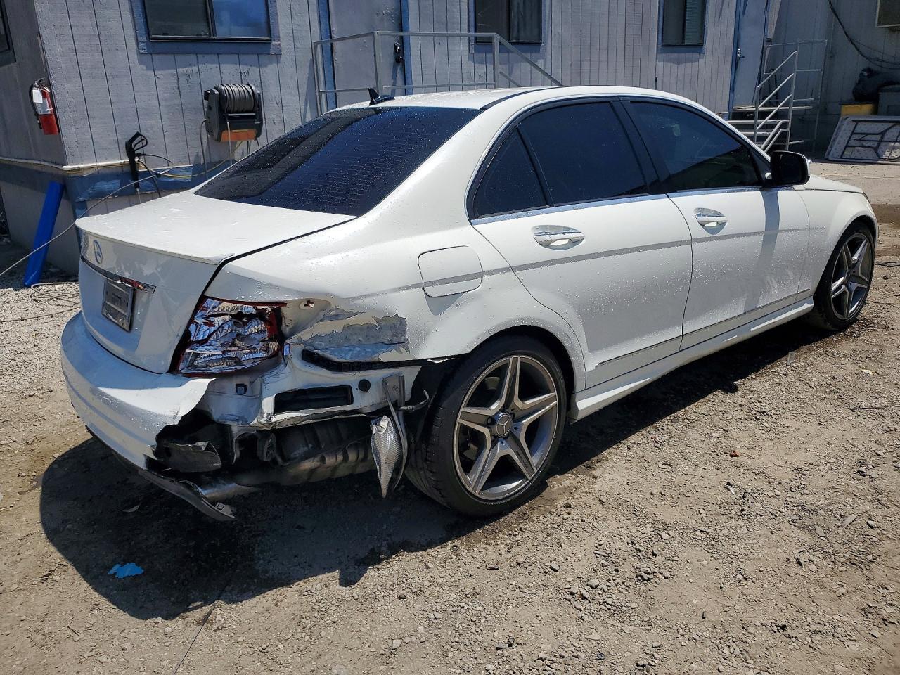 2008 Mercedes-Benz C 350 - Image 3