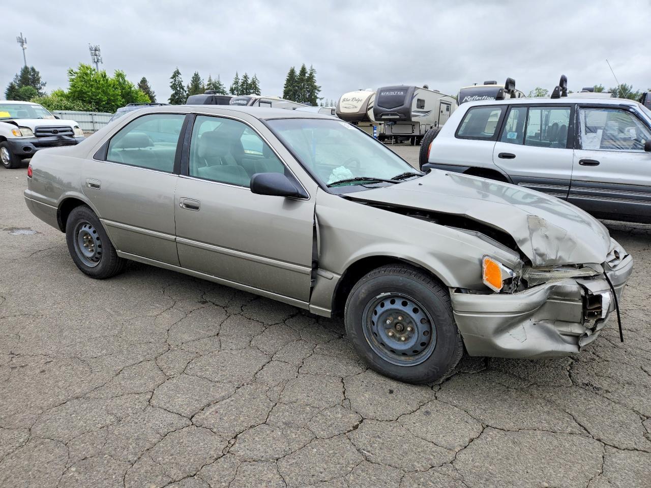 1998 Toyota Camry Le - Фото 4