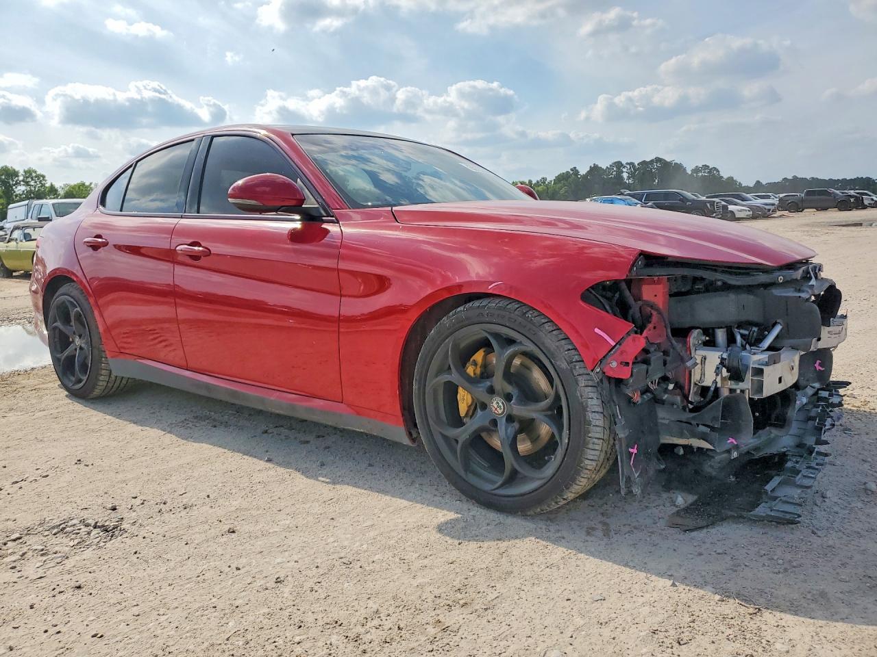 2018 Alfa Romeo Giulia Ti - Image 4