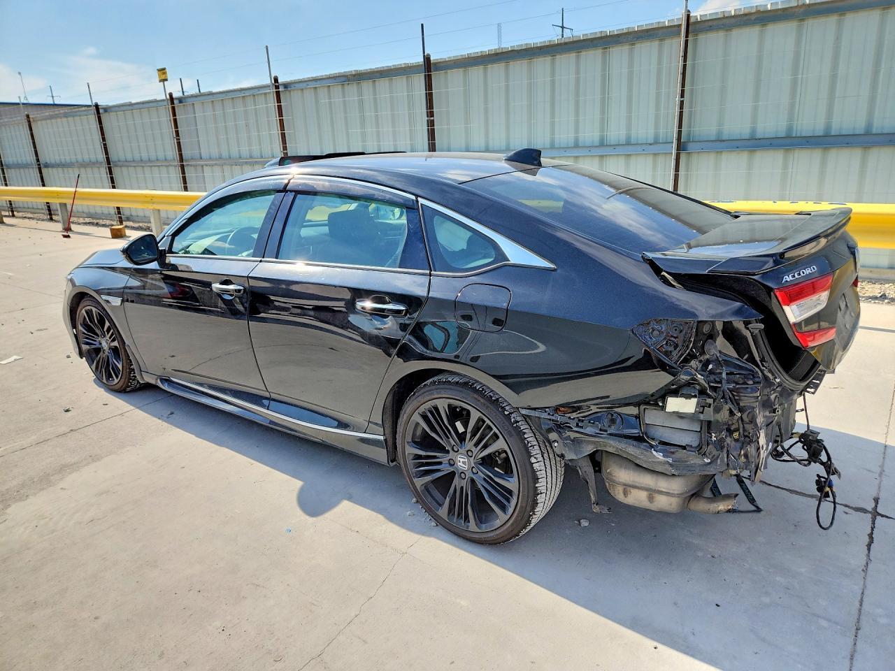 2019 Honda Accord - Image 2