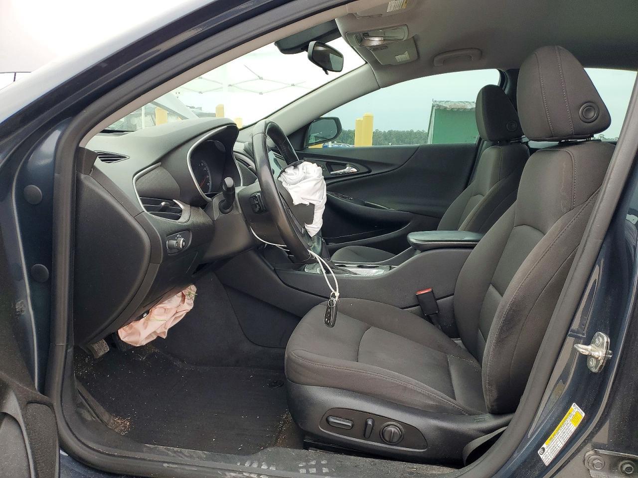 2020 Chevrolet Malibu - Image 7