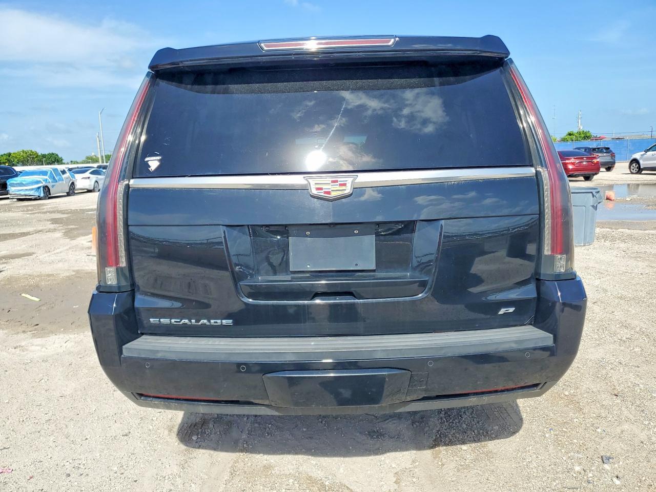2015 Cadillac Escalade Esv Platinum - Image 6