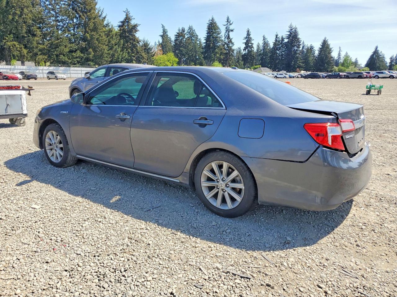 2012 Toyota Camry Hybrid Xle - Фото 2