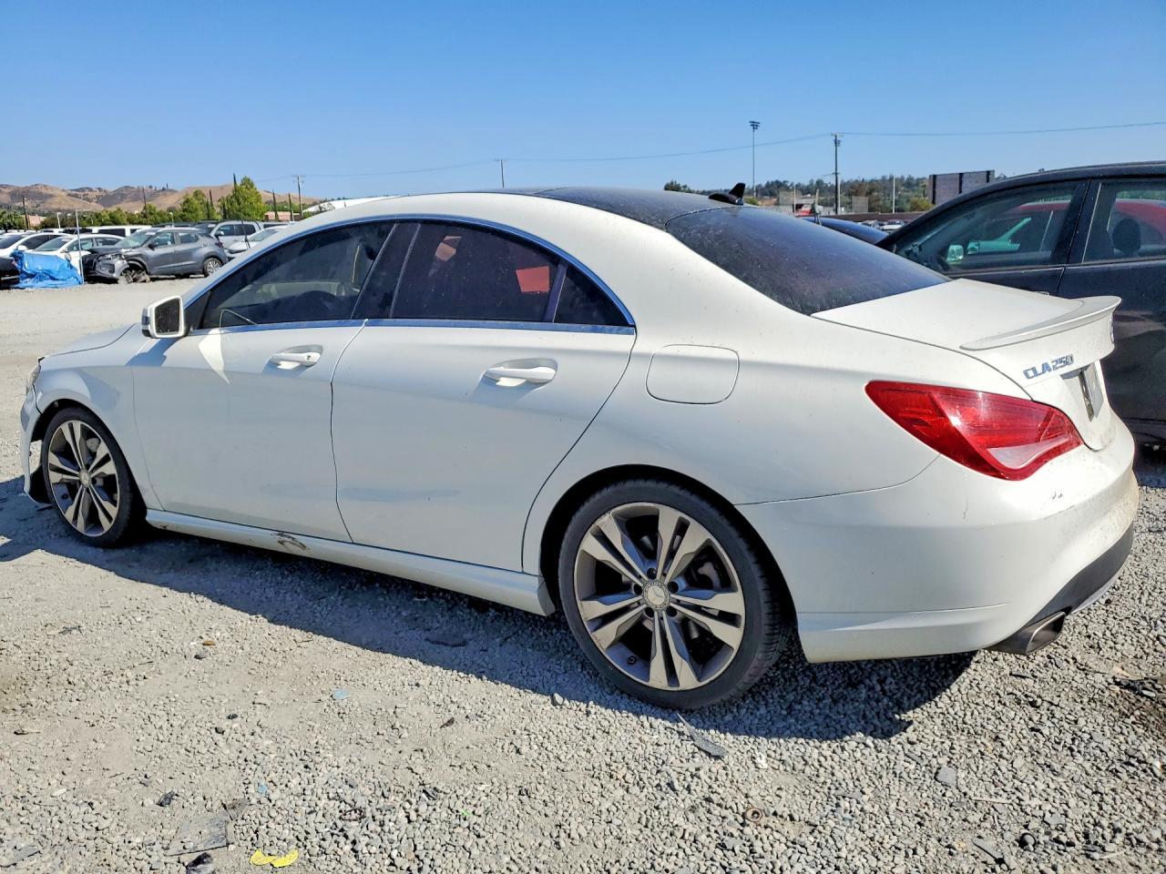 2014 Mercedes-Benz Cla 250 - Image 2