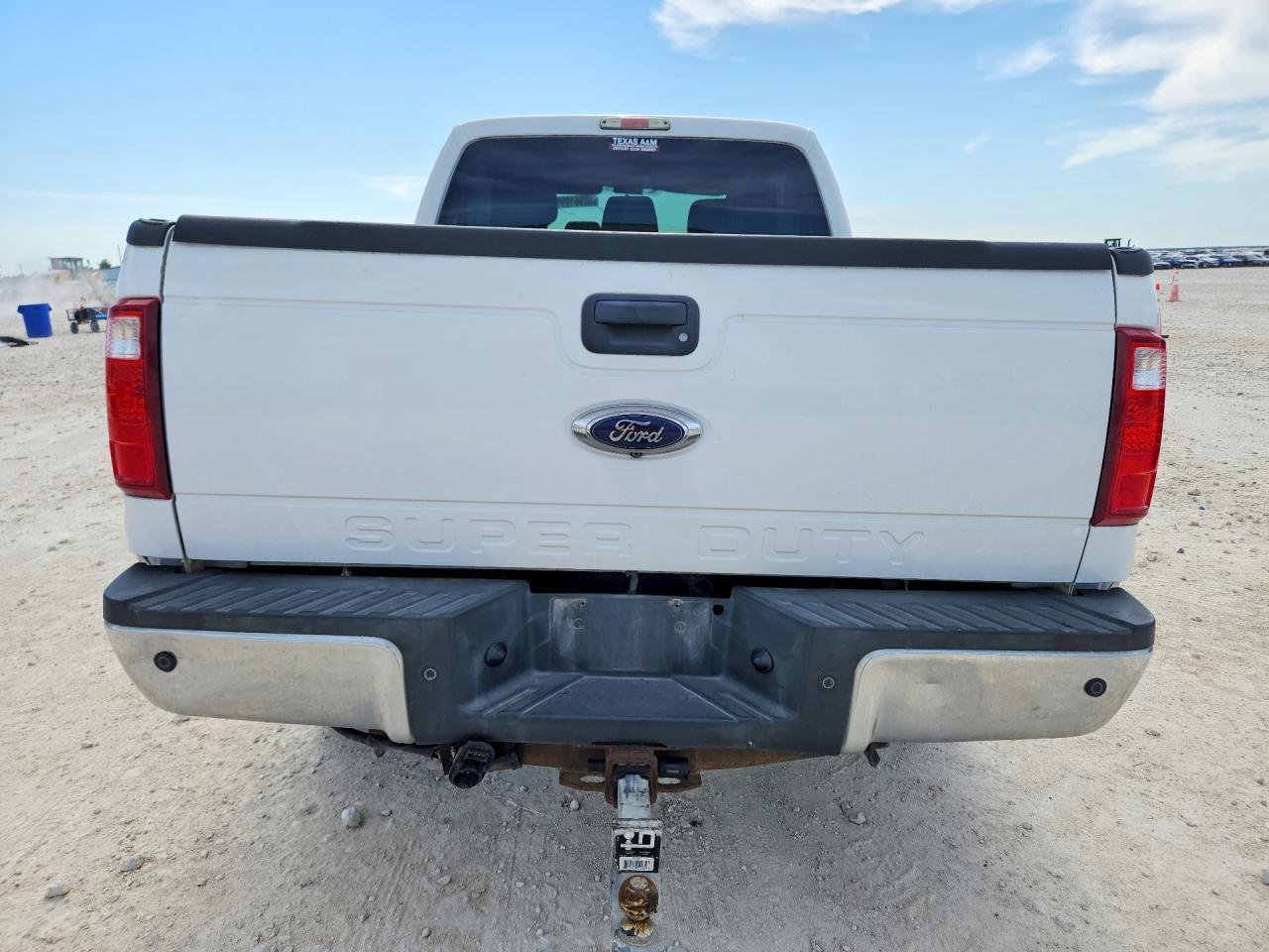 2015 Ford F250 Super Duty - Image 6