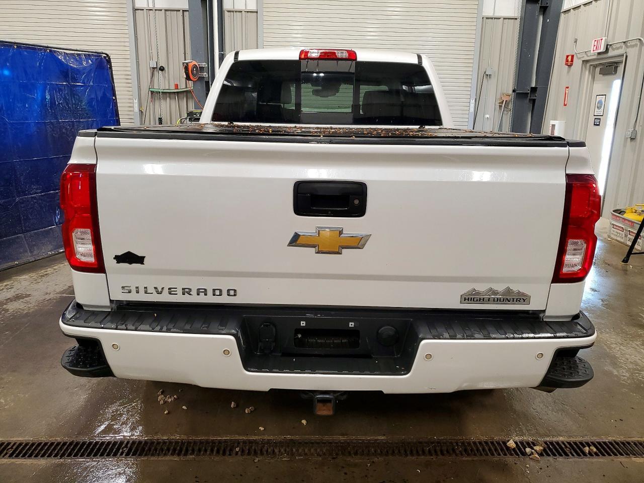 2017 Chevrolet Silverado K1500 High Country - Фото 6