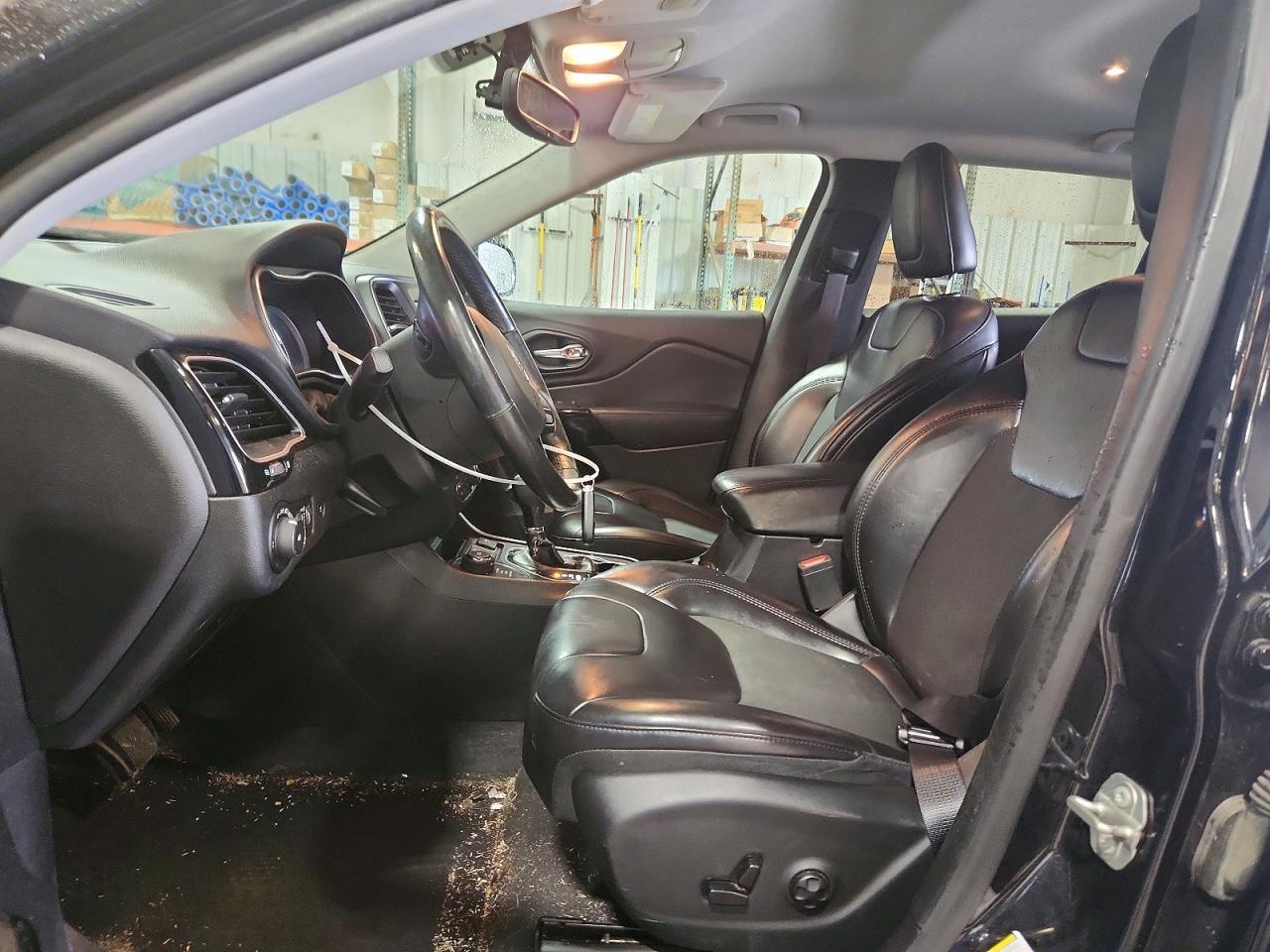 2019 Jeep Cherokee Latitude Plus - Фото 7