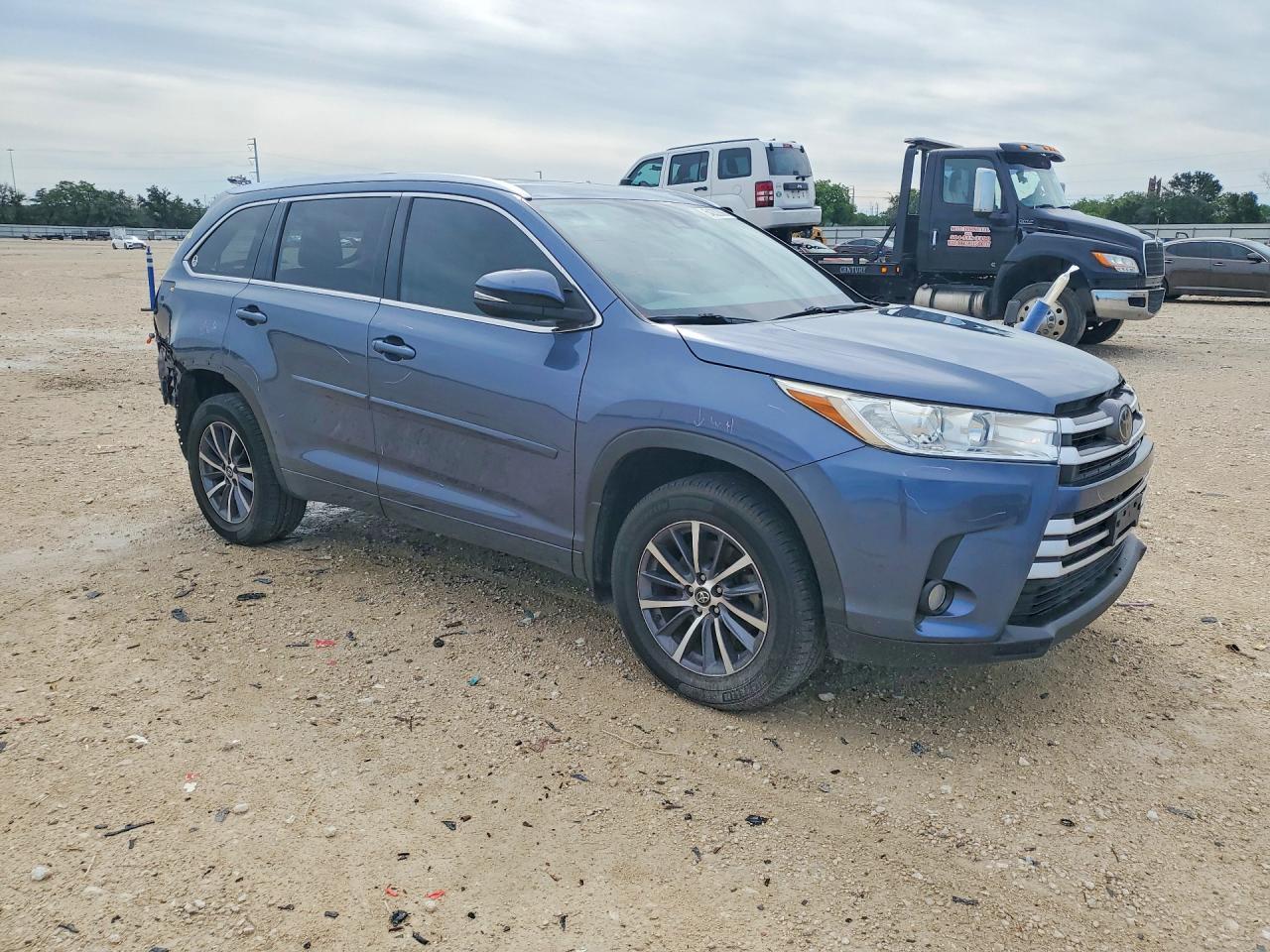 2018 Toyota Highlander Xle - Фото 4
