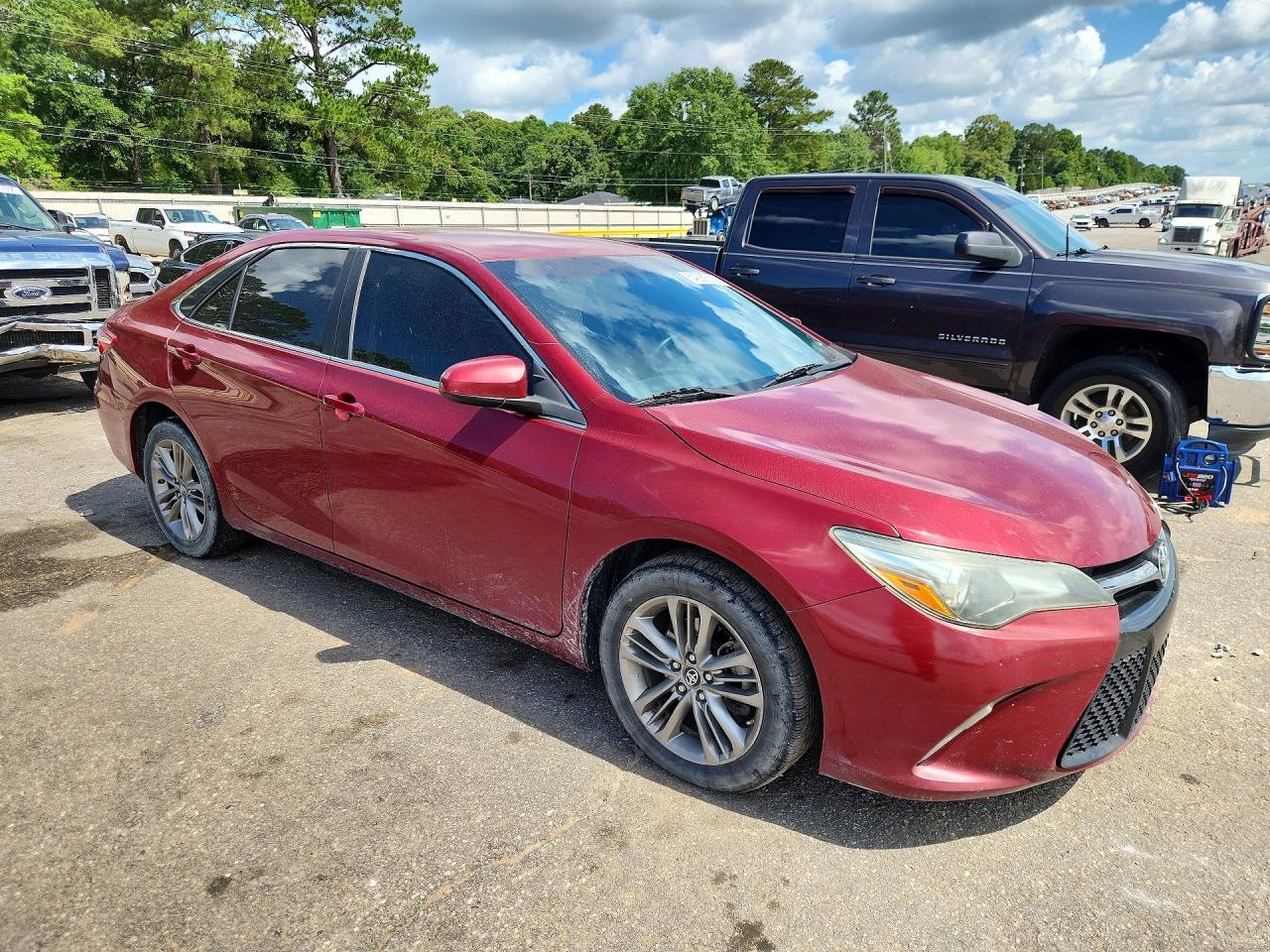 2016 Toyota Camry Se - Фото 4