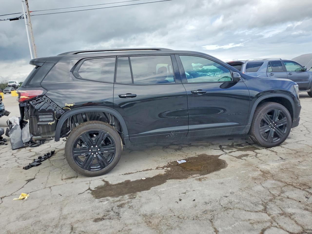 2026 GMC Acadia Elevation - Image 3