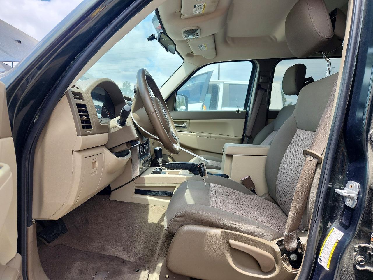 2011 Jeep Liberty Sport - Фото 7
